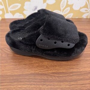 CROCS classic unfurgettable slides